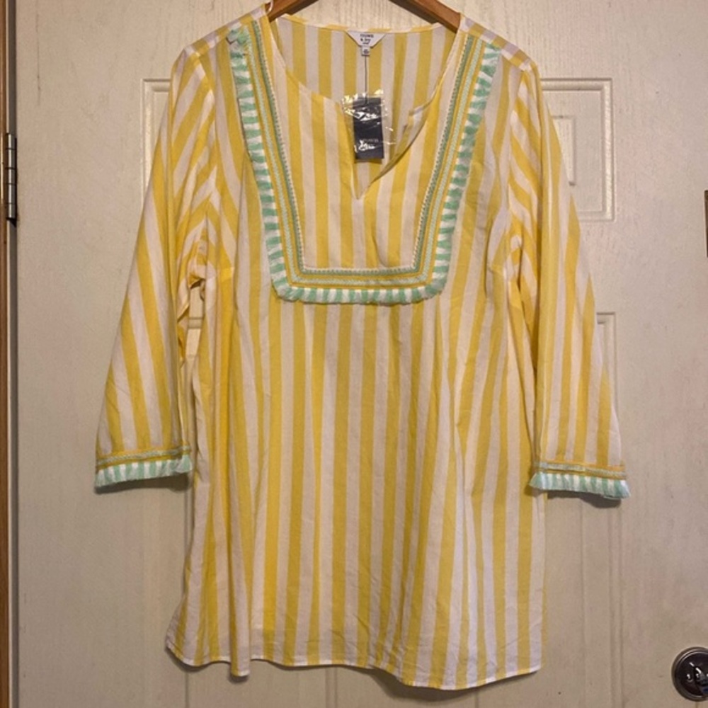 Crown &Ivy Striped Top‎